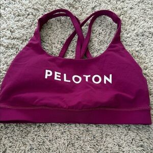 Women’s Lululemon Peloton bike pink sports bra sz 4